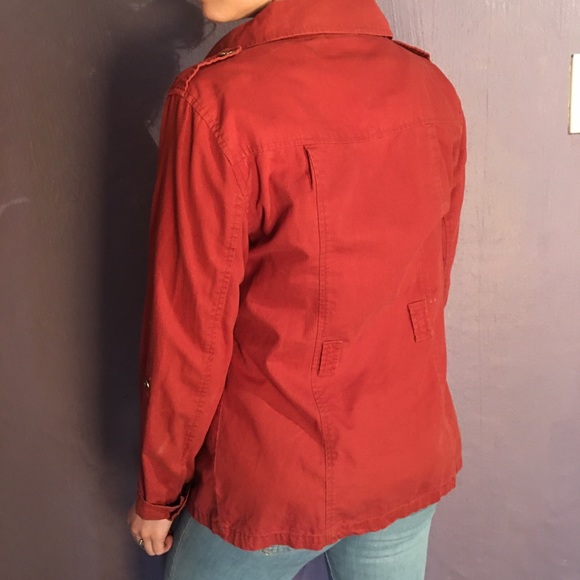 Rusty Red Wind Breaker - Picture 2 of 4